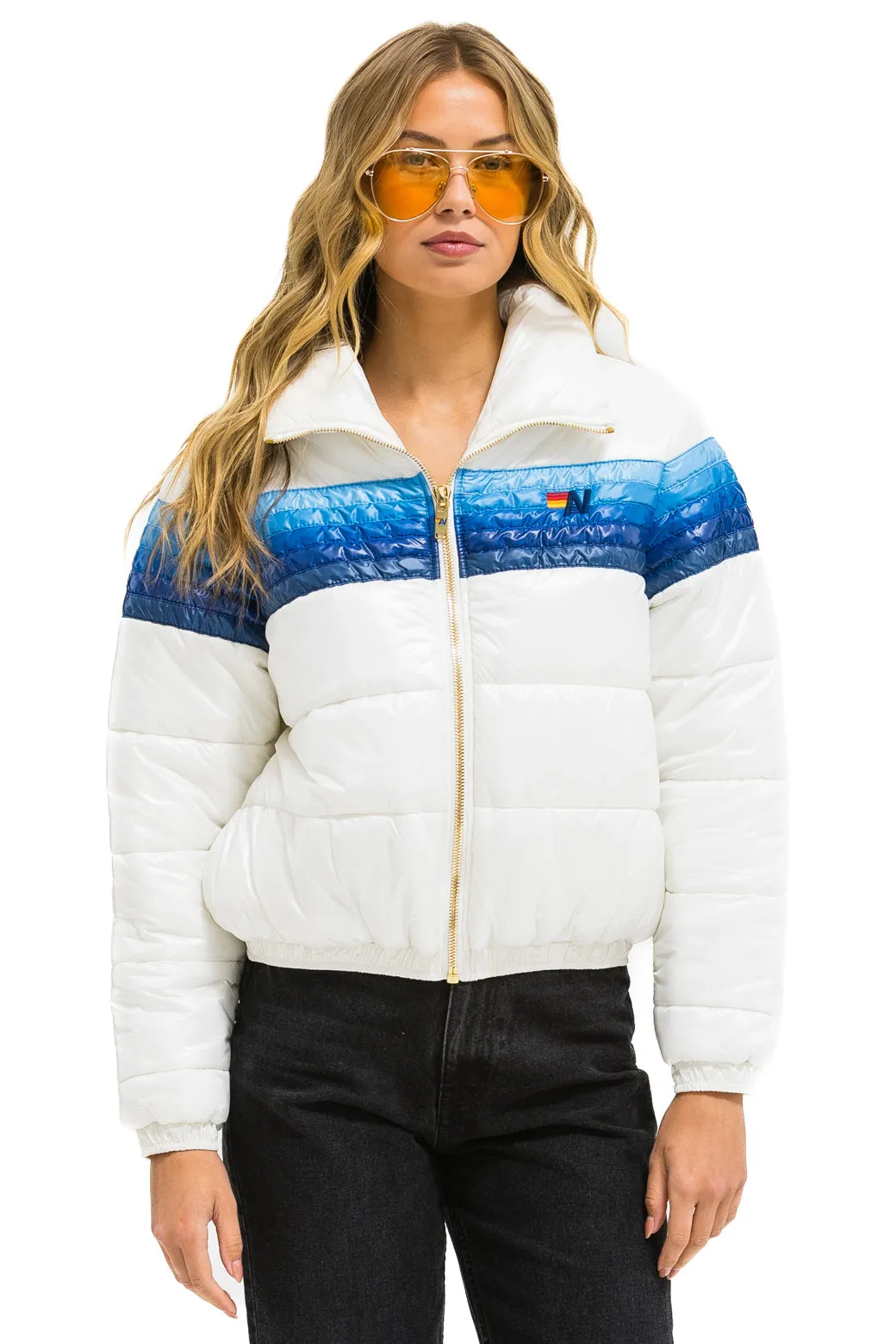 5 STRIPE LUXE APRES PUFFER JACKET - GLOSSY WHITE // BLUE STRIPES