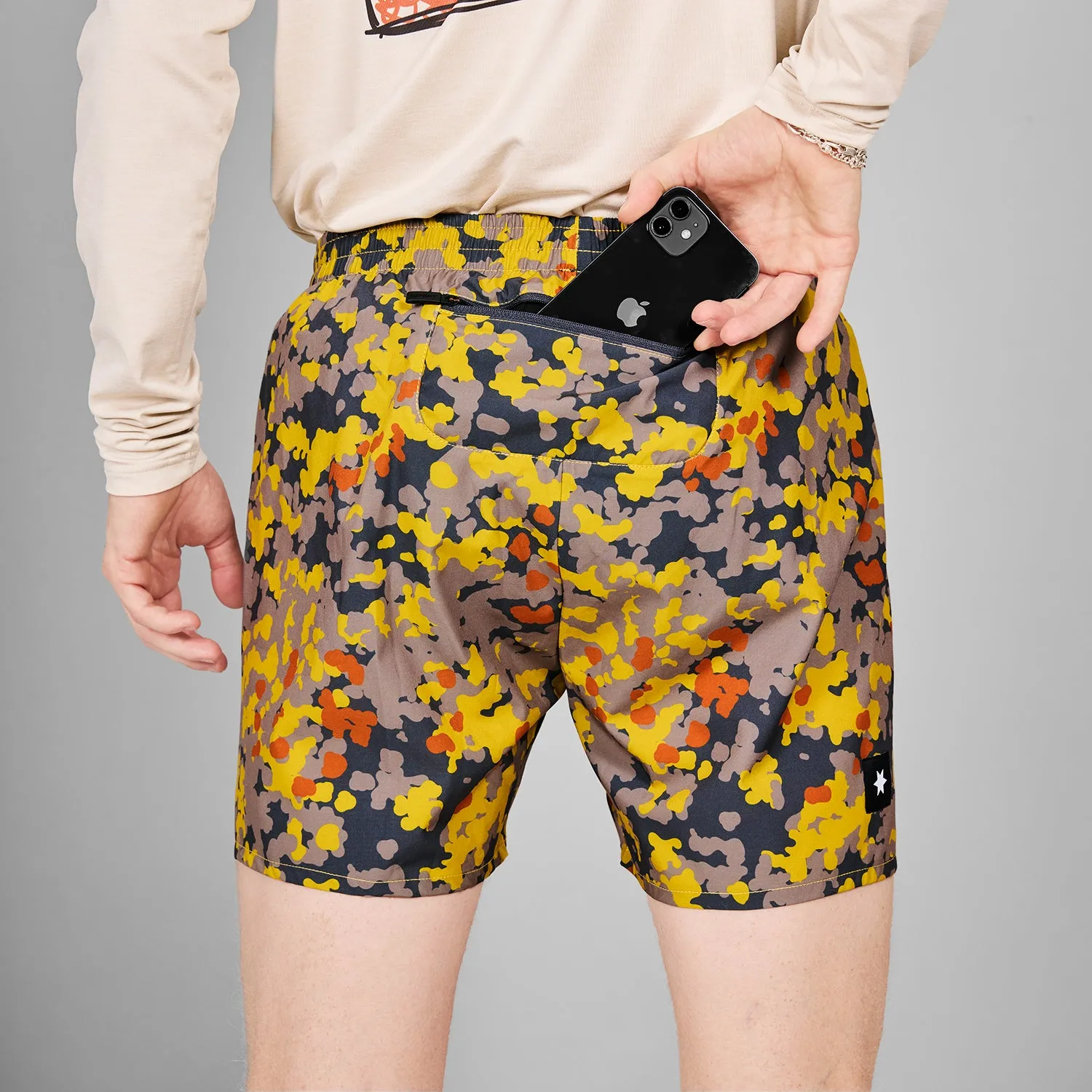 Camo Pace Shorts 5''