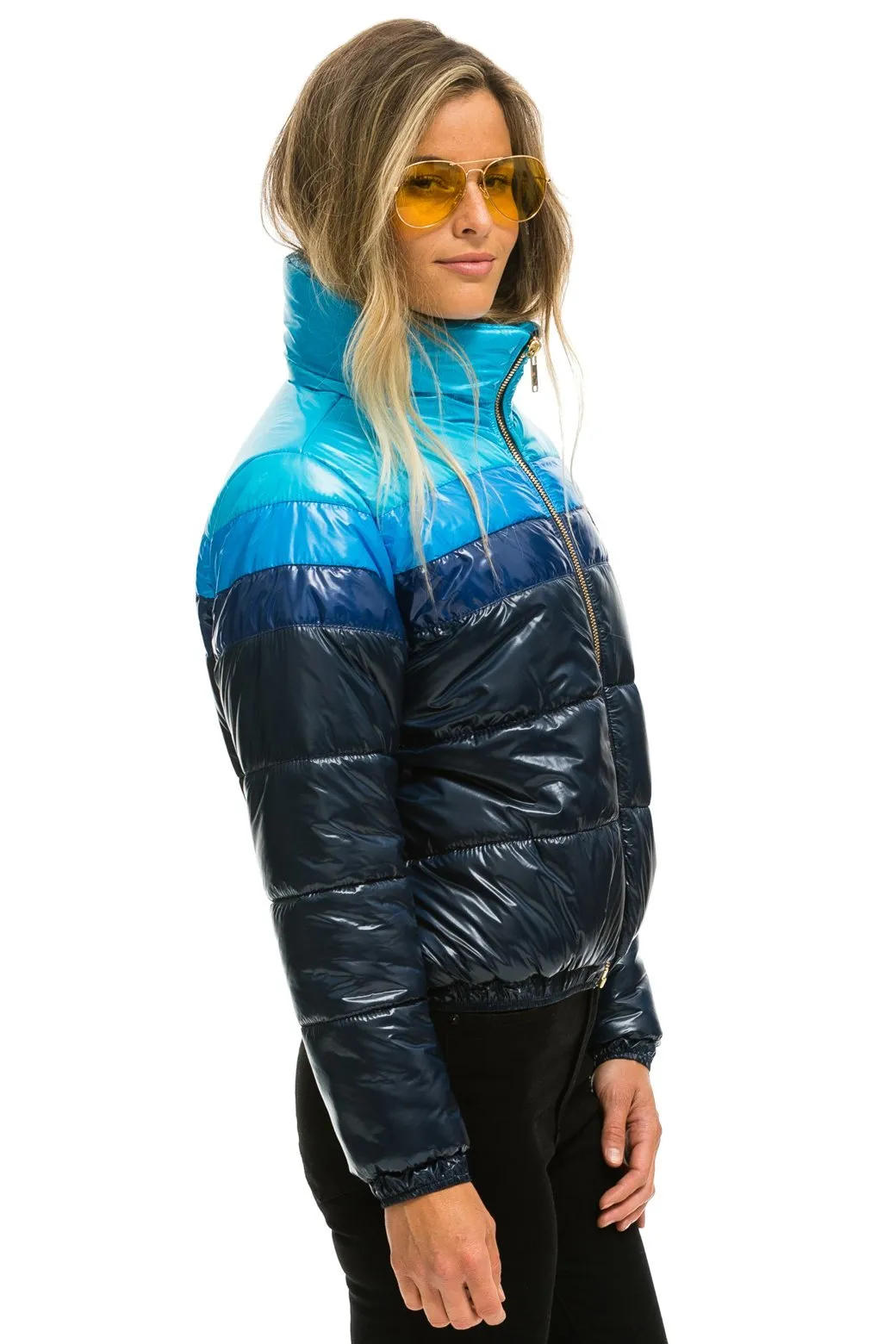 COLOR BLOCK LUXE APRES PUFFER JACKET - GLOSSY NAVY