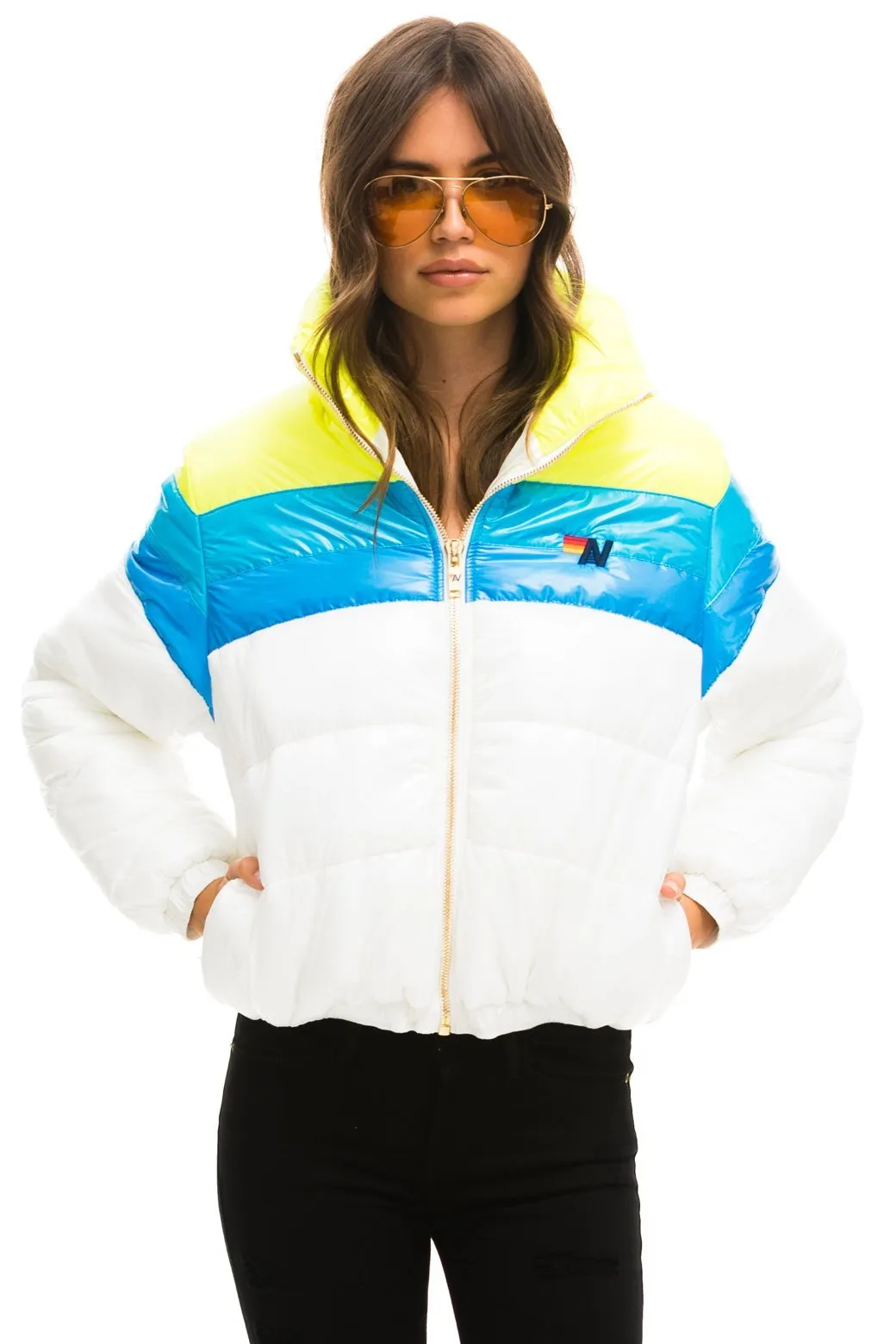 COLOR BLOCK LUXE APRES PUFFER JACKET - GLOSSY WHITE