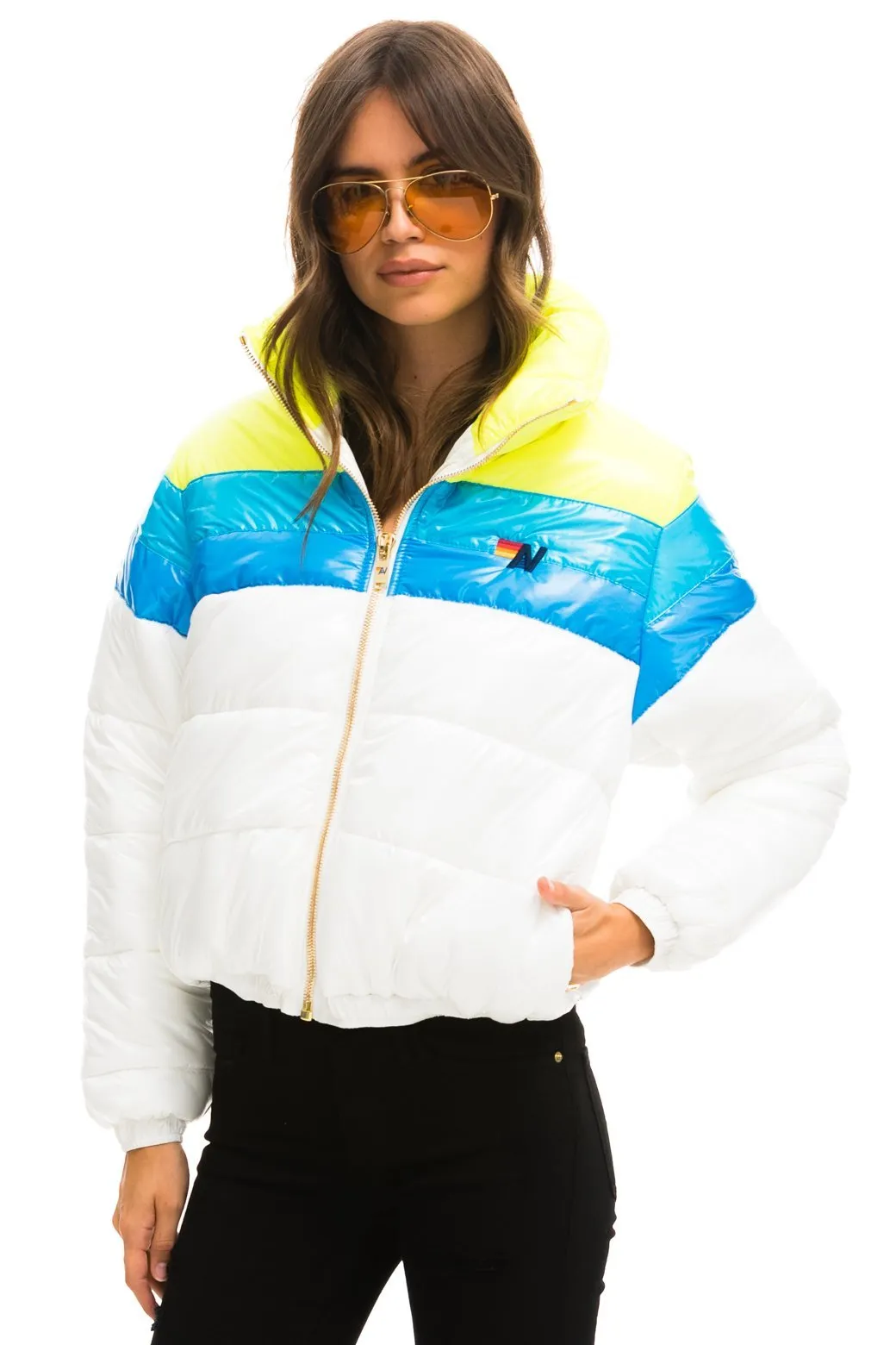 COLOR BLOCK LUXE APRES PUFFER JACKET - GLOSSY WHITE