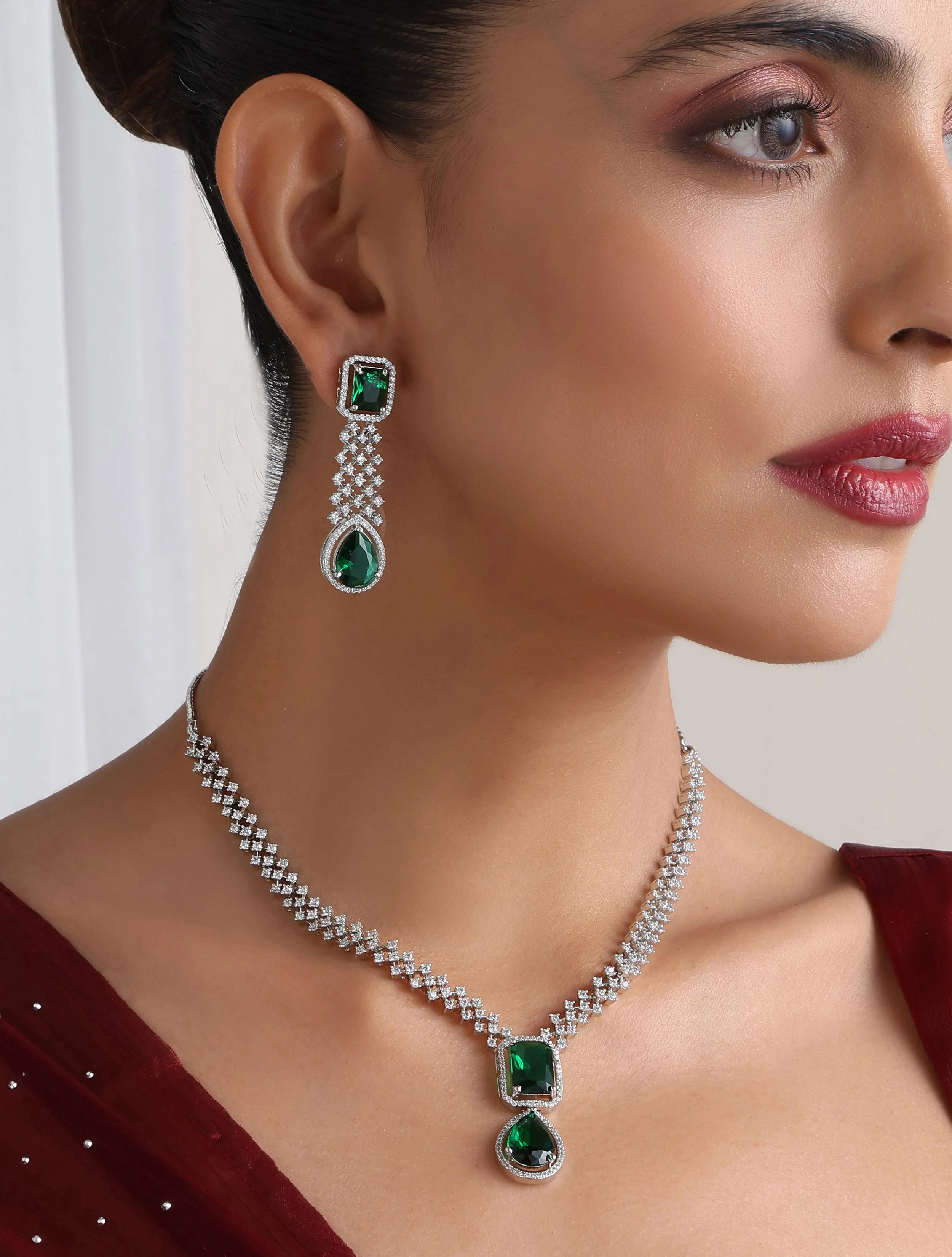 Emerald Green American Diamond Square Round Necklace & Earring Set