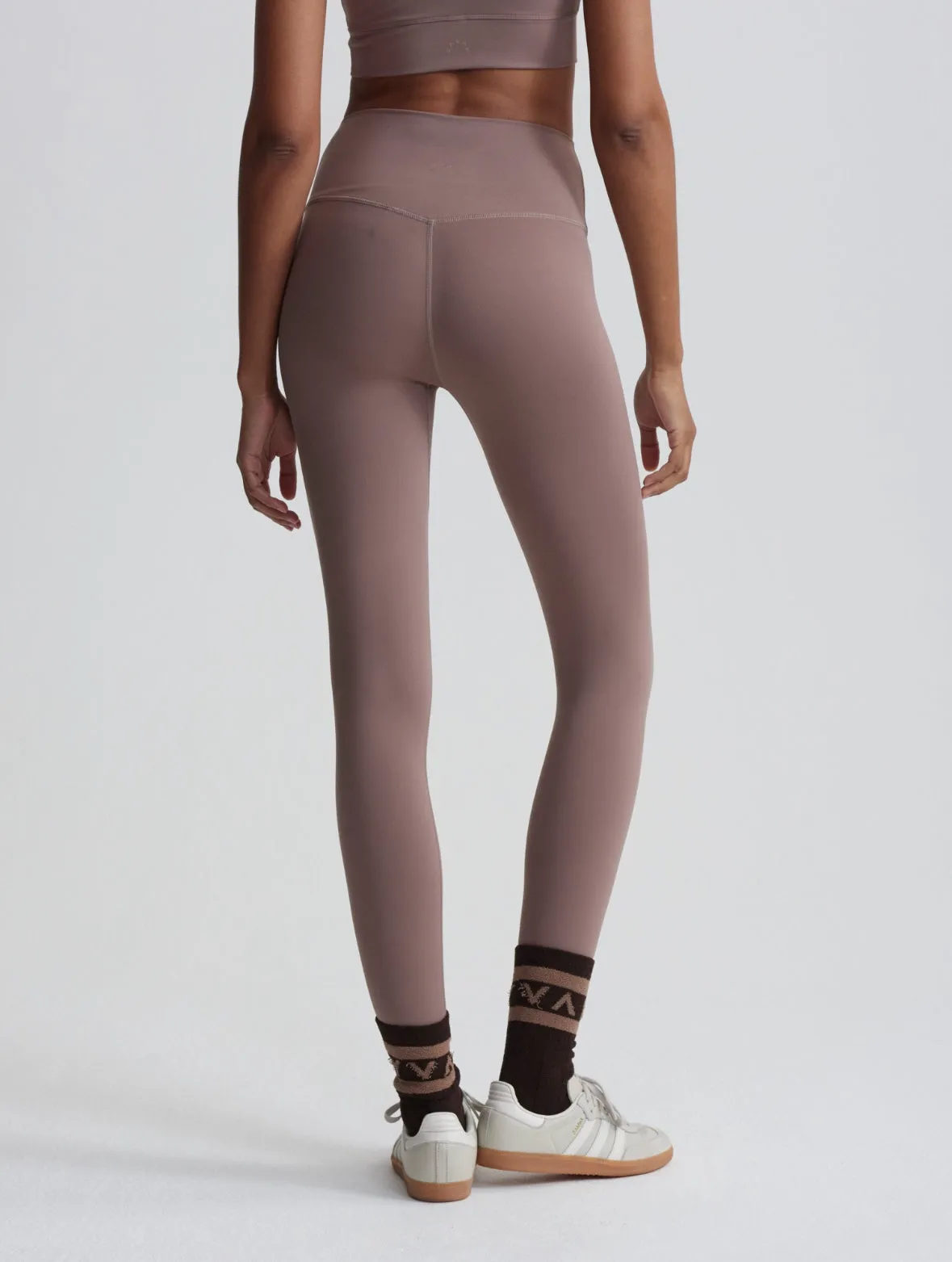 FreeSoft™️ High-Rise Legging 25