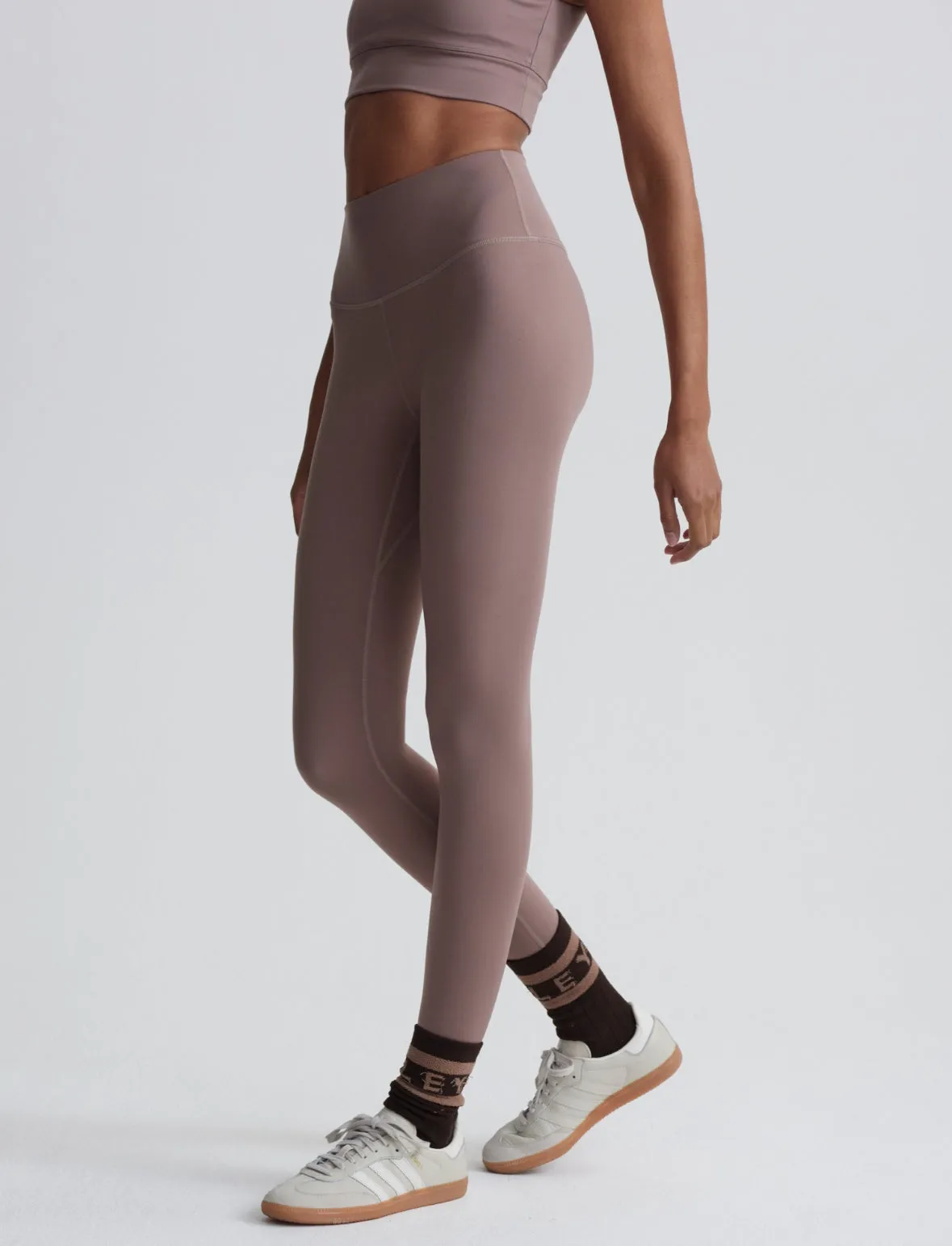 FreeSoft™️ High-Rise Legging 25