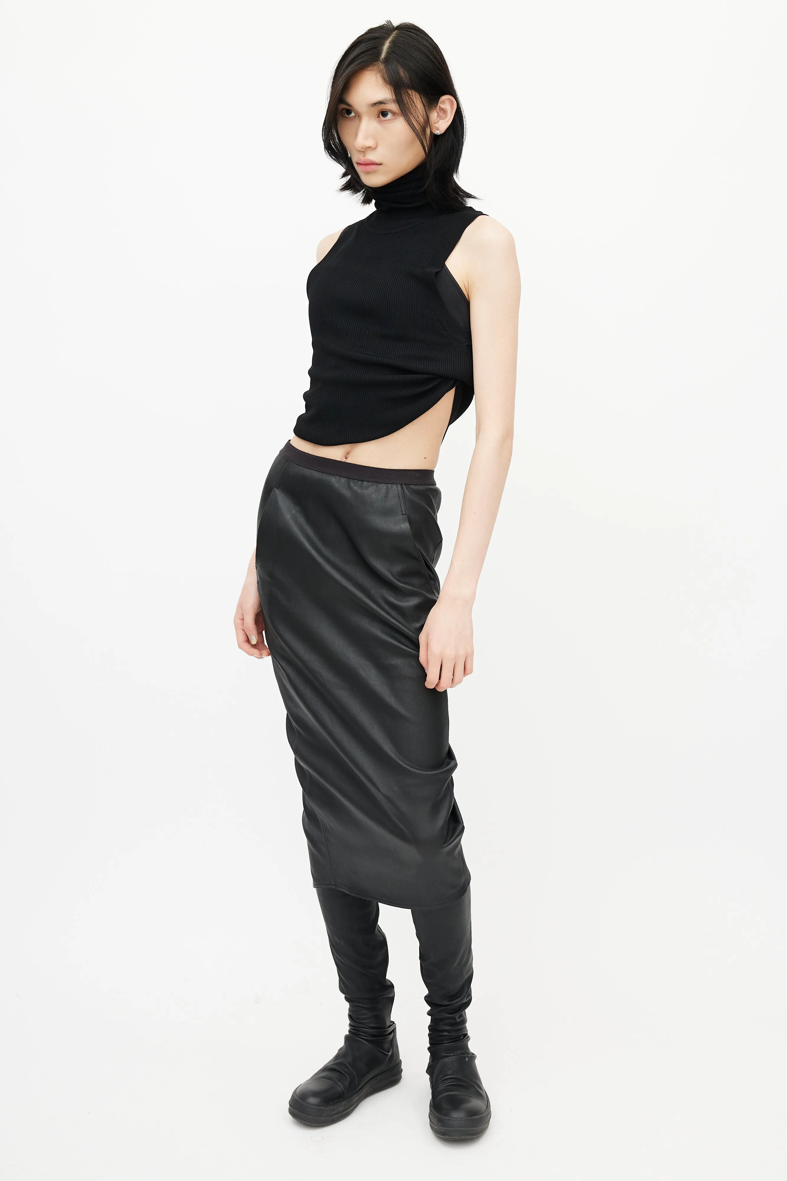 FW 2021 Black Leather Pencil Skirt