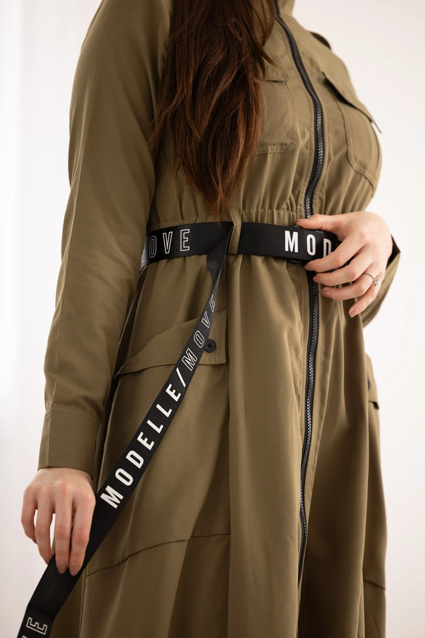 Modelle/Move 2 Way Zip Dress