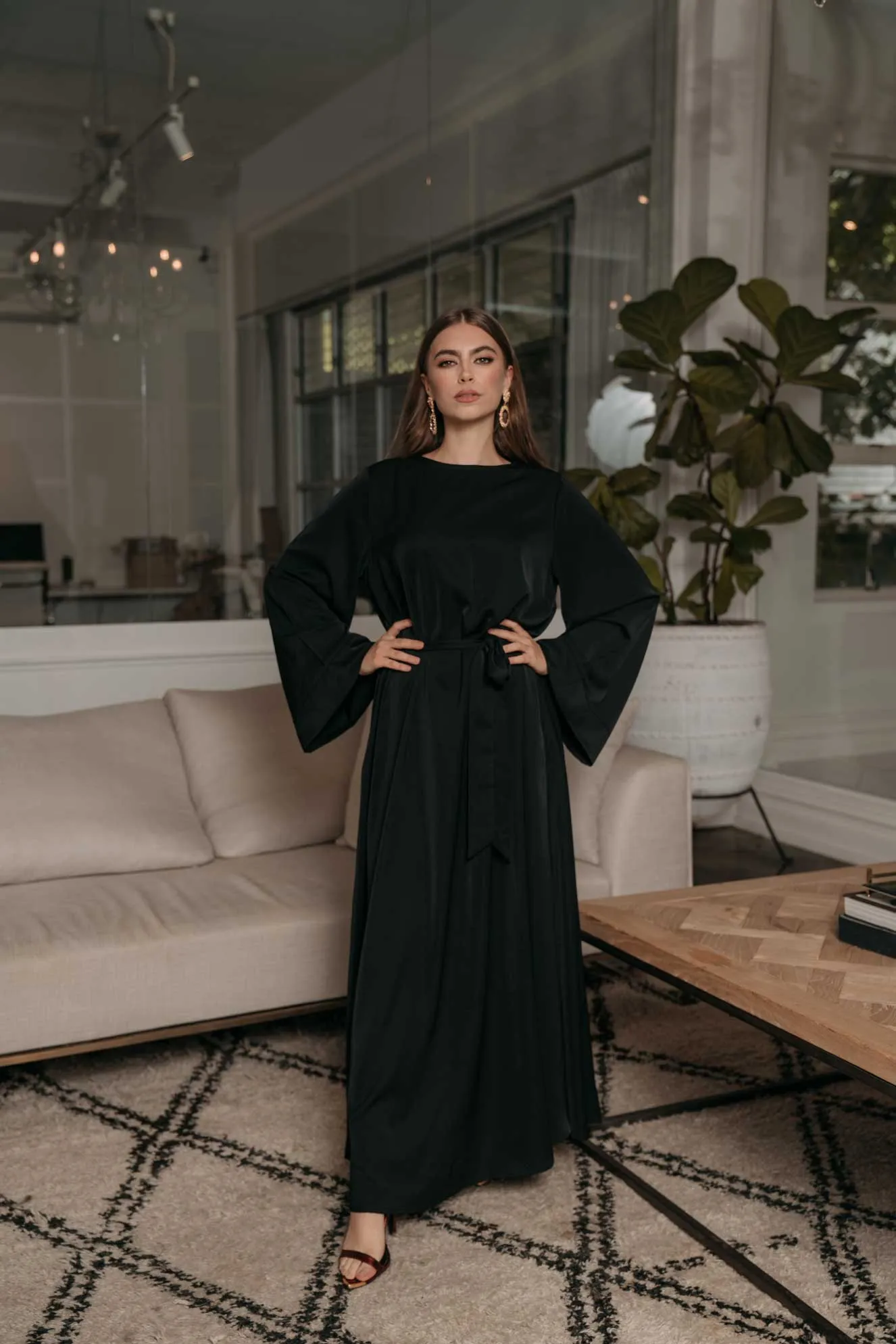 Open Sleeve Abaya - Shades of Black