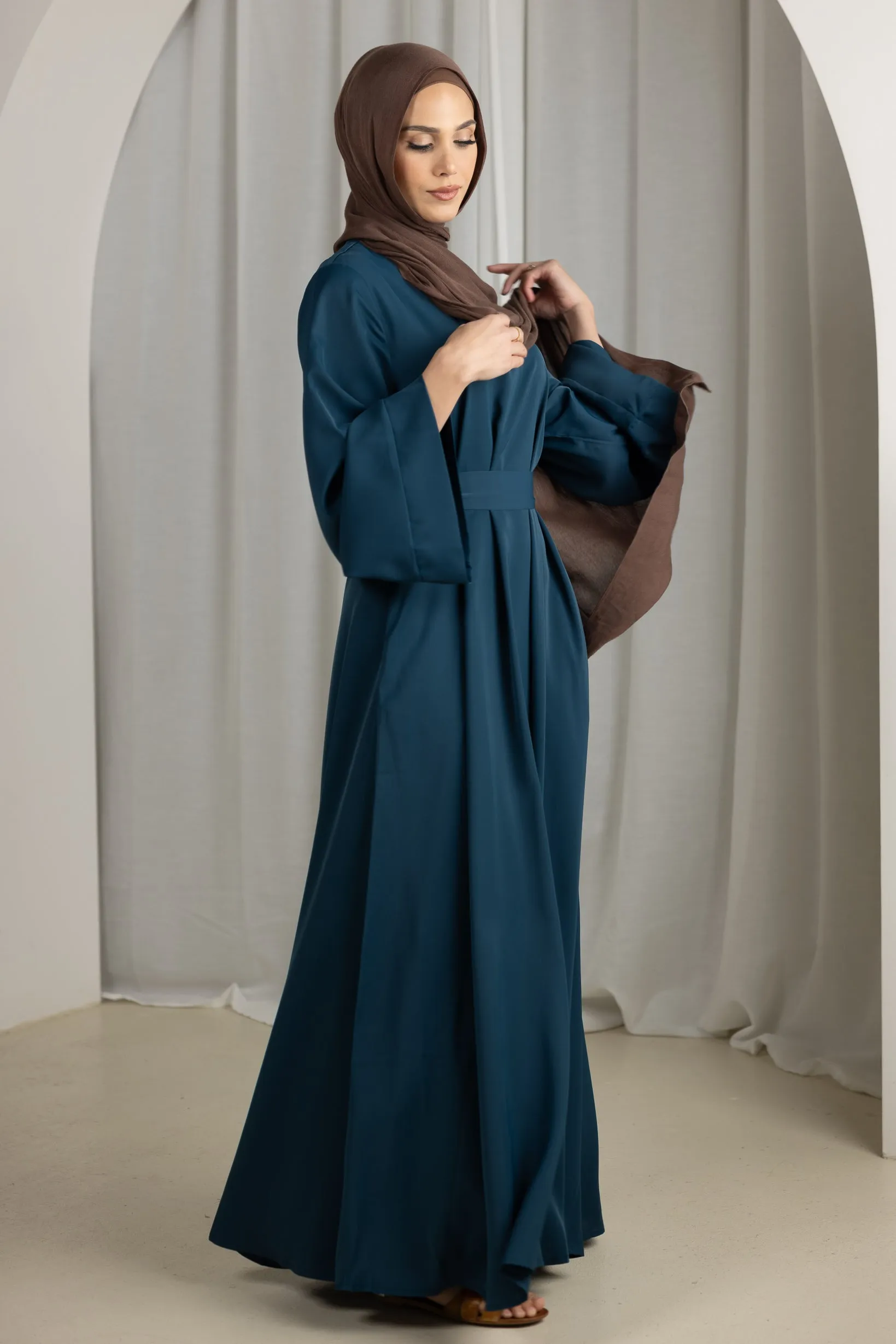 Open Sleeve Abaya - Shades of Blue