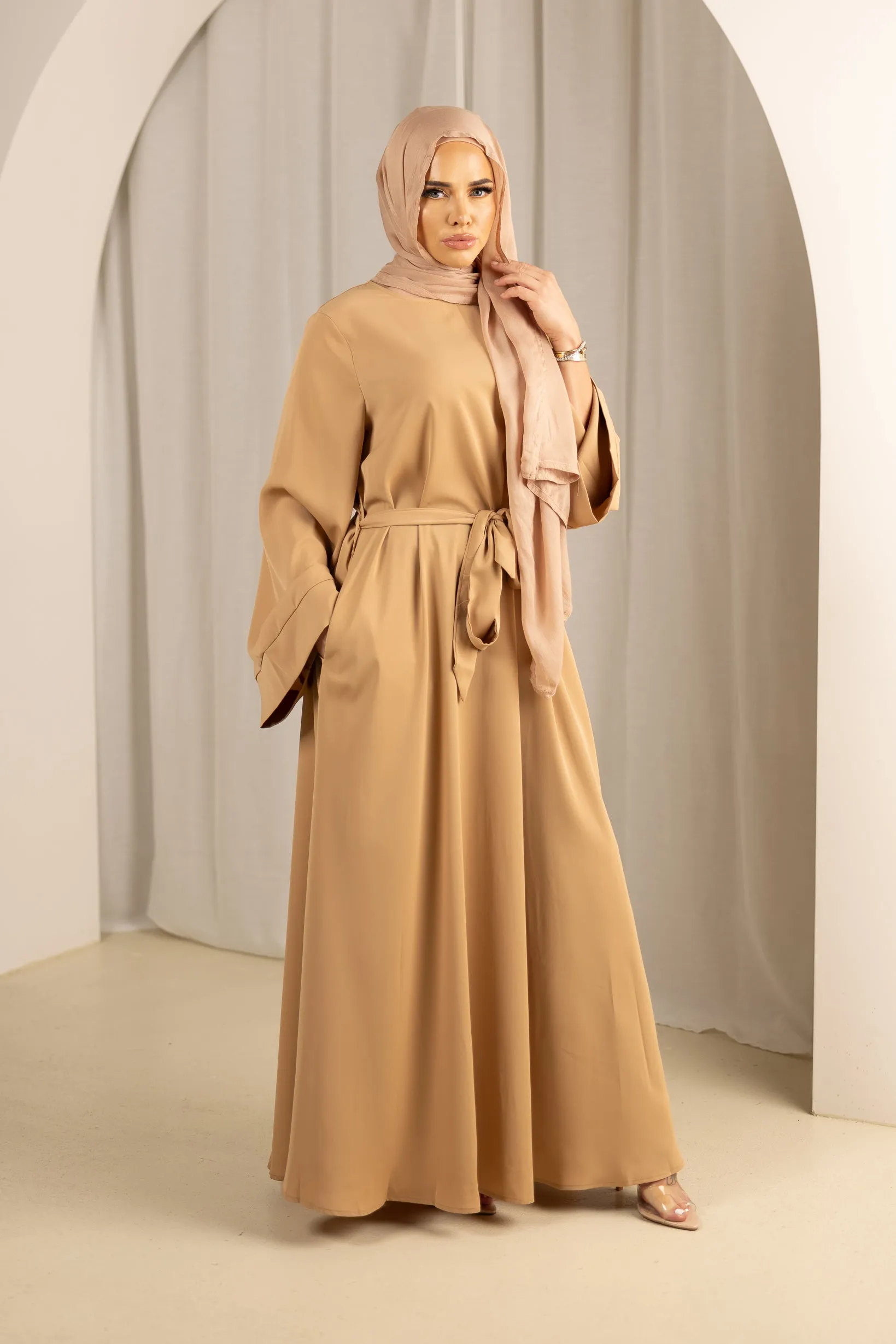 Open Sleeve Abaya - Shades of Nude