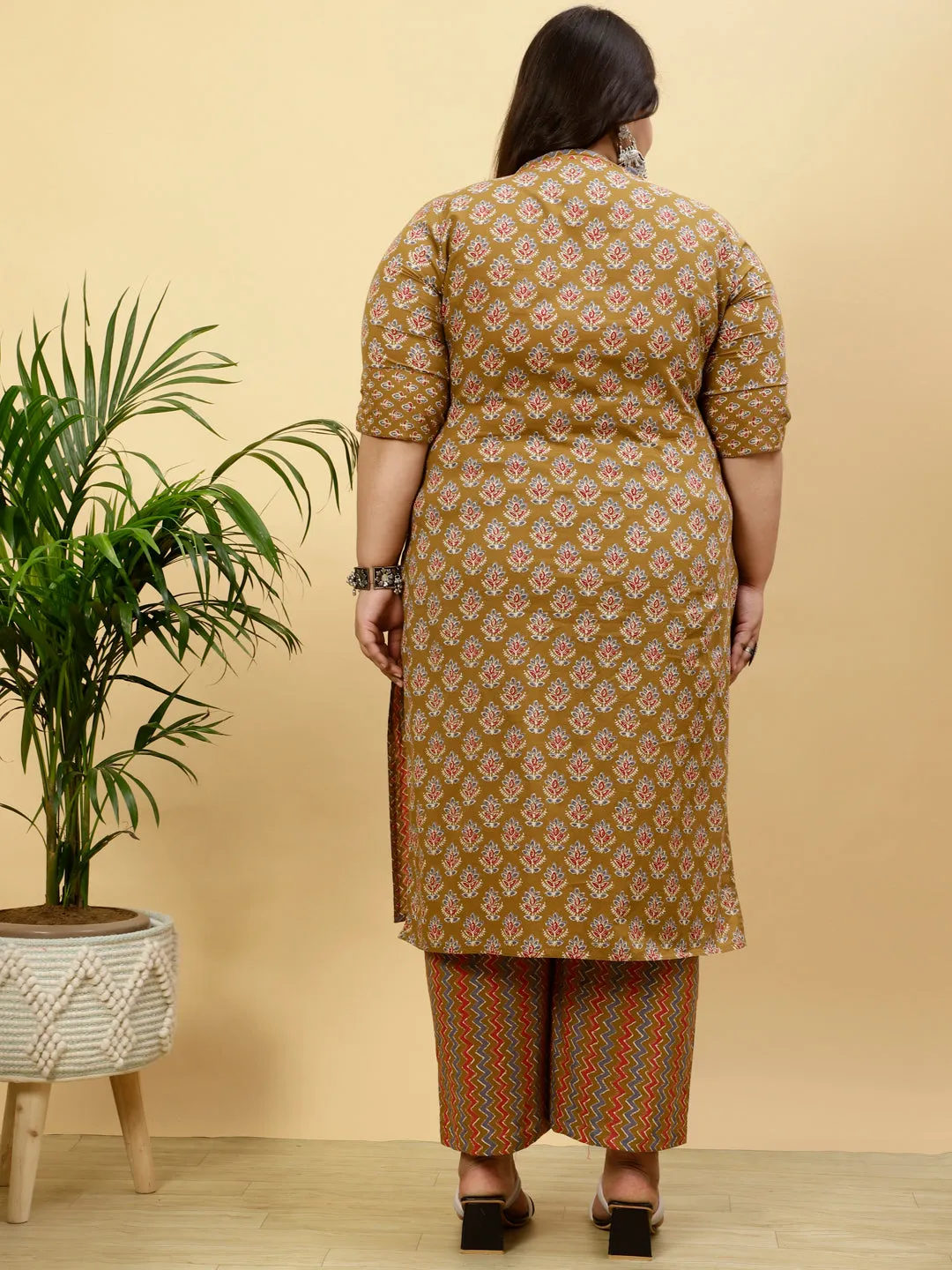 Plus Size Brown Ethnic Printed Straight Kurta With Pants