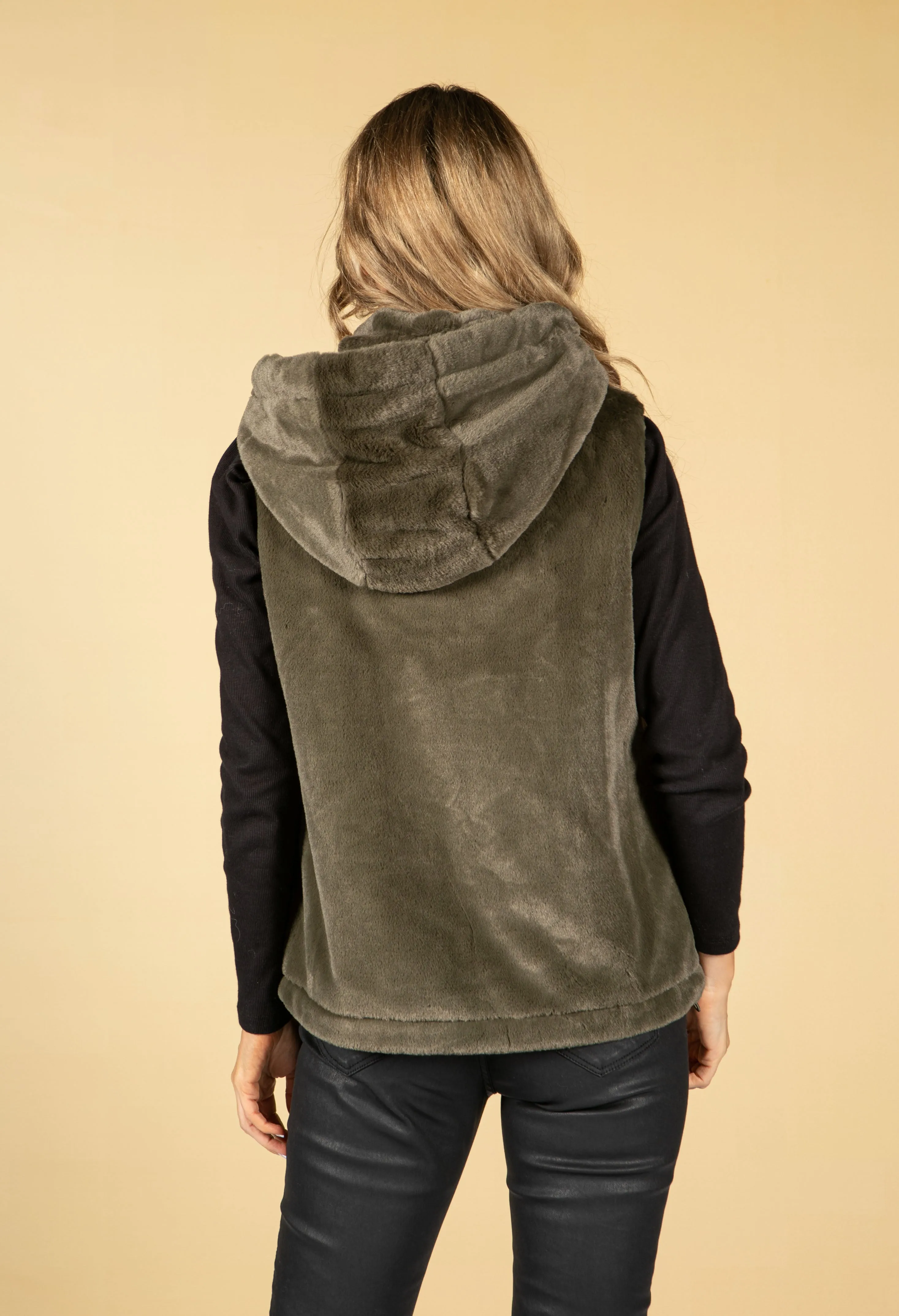 Plush body warmer in Olive