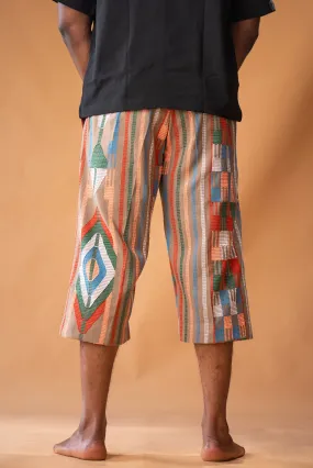 Regular fit shorts made of Akwete Ft Front Pockets and Rear Pockets