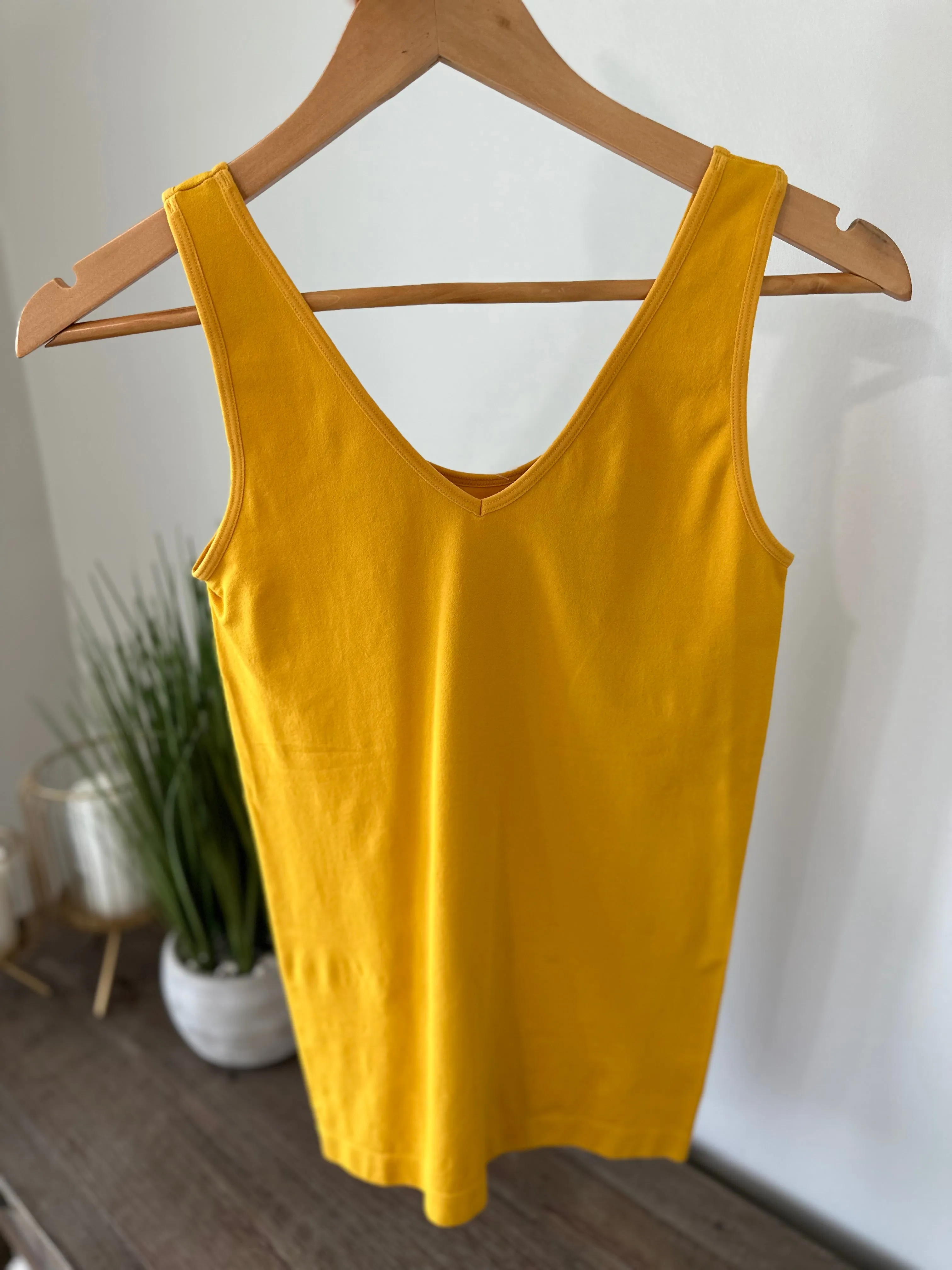 Reversible Longline Tank in Mustard