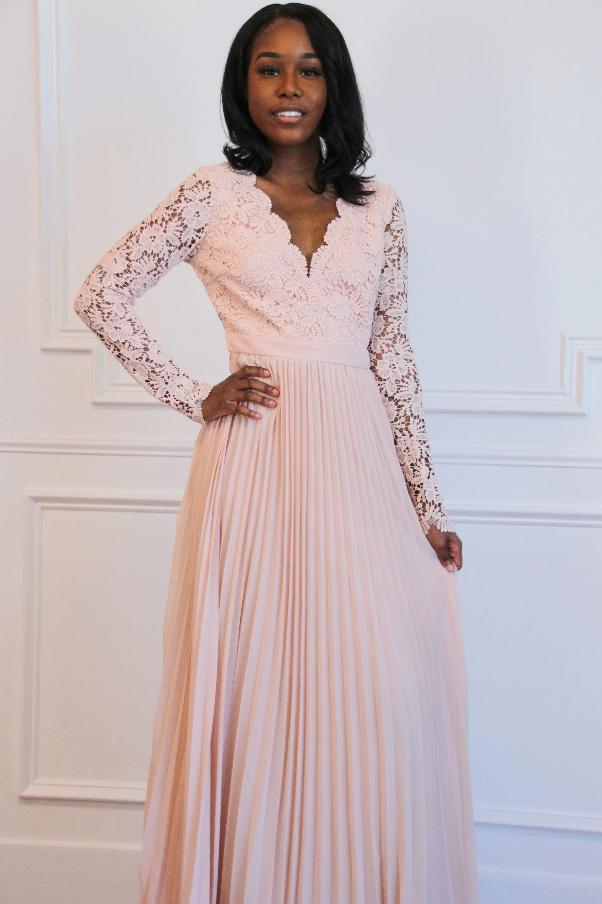 Spring Pleats Maxi Dress: Light Pink