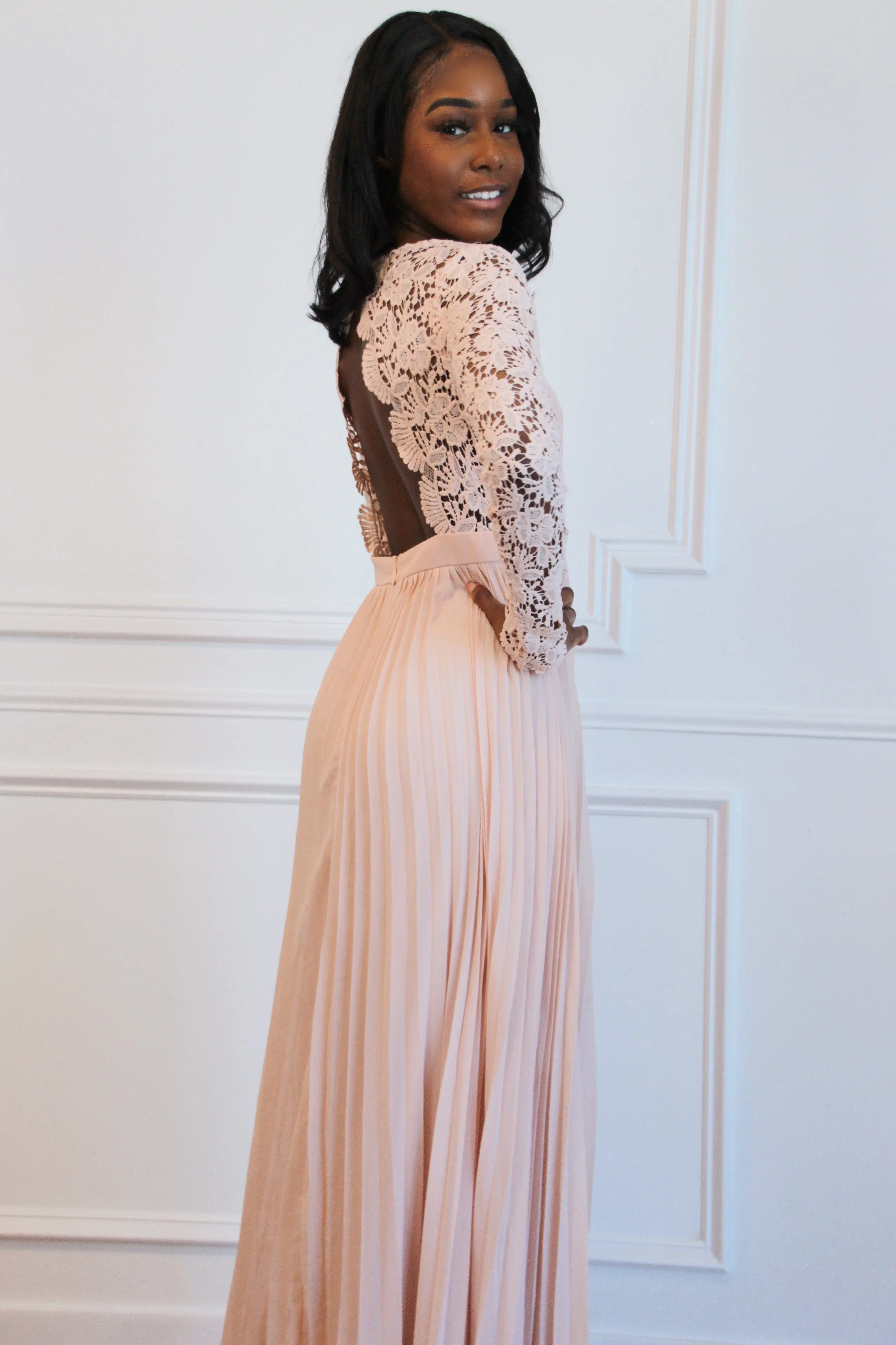 Spring Pleats Maxi Dress: Light Pink