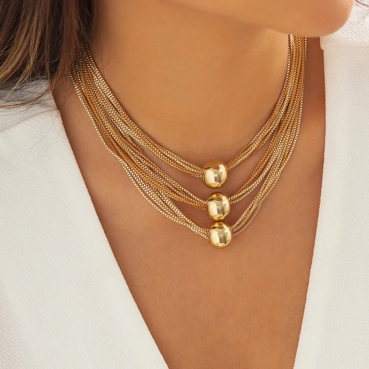 Statement Ball Choker Set