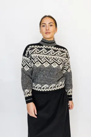 Vintage black patterned turtleneck