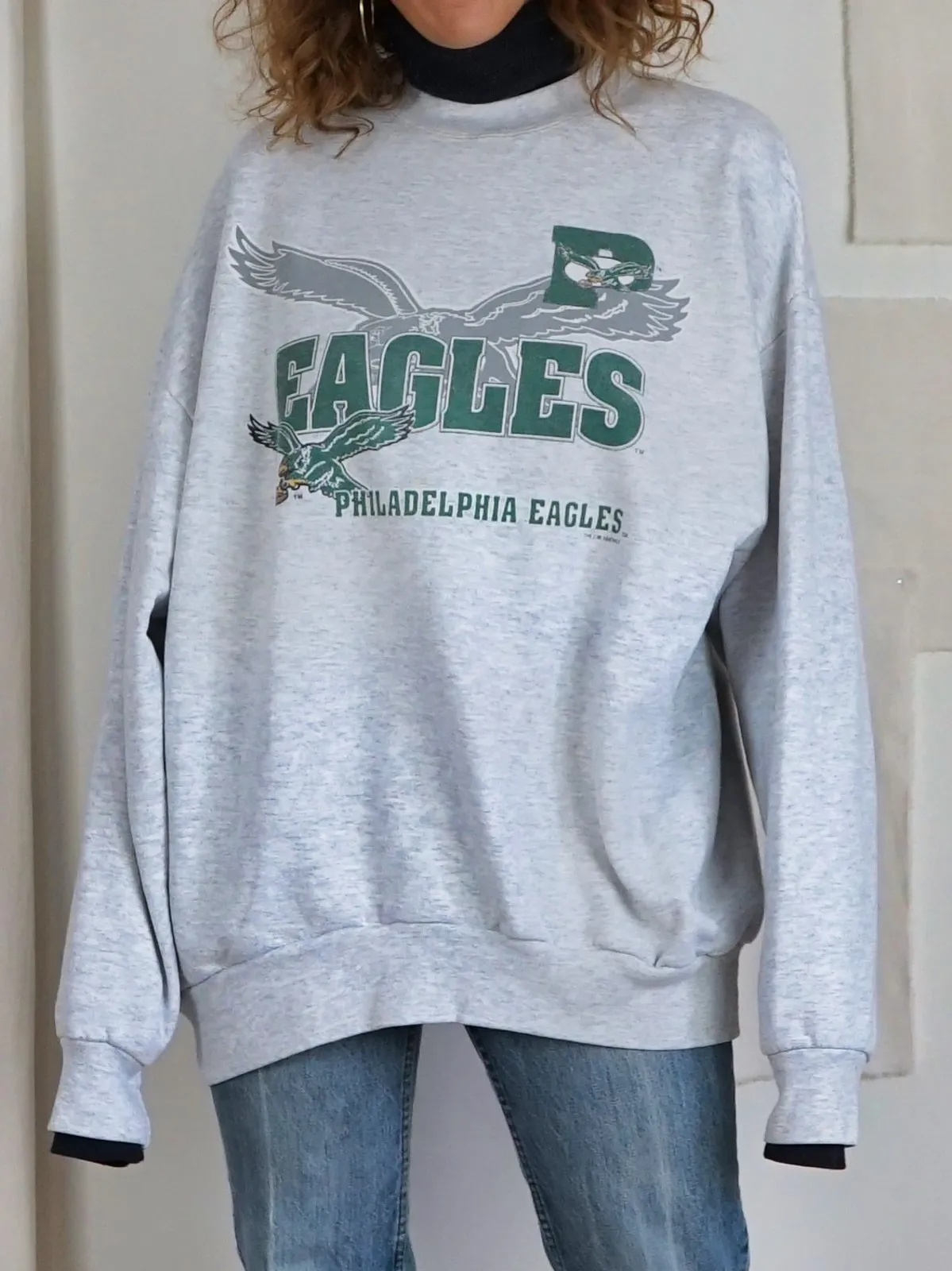 Vintage Philadelphia Eagles Cozy Sweatshirt